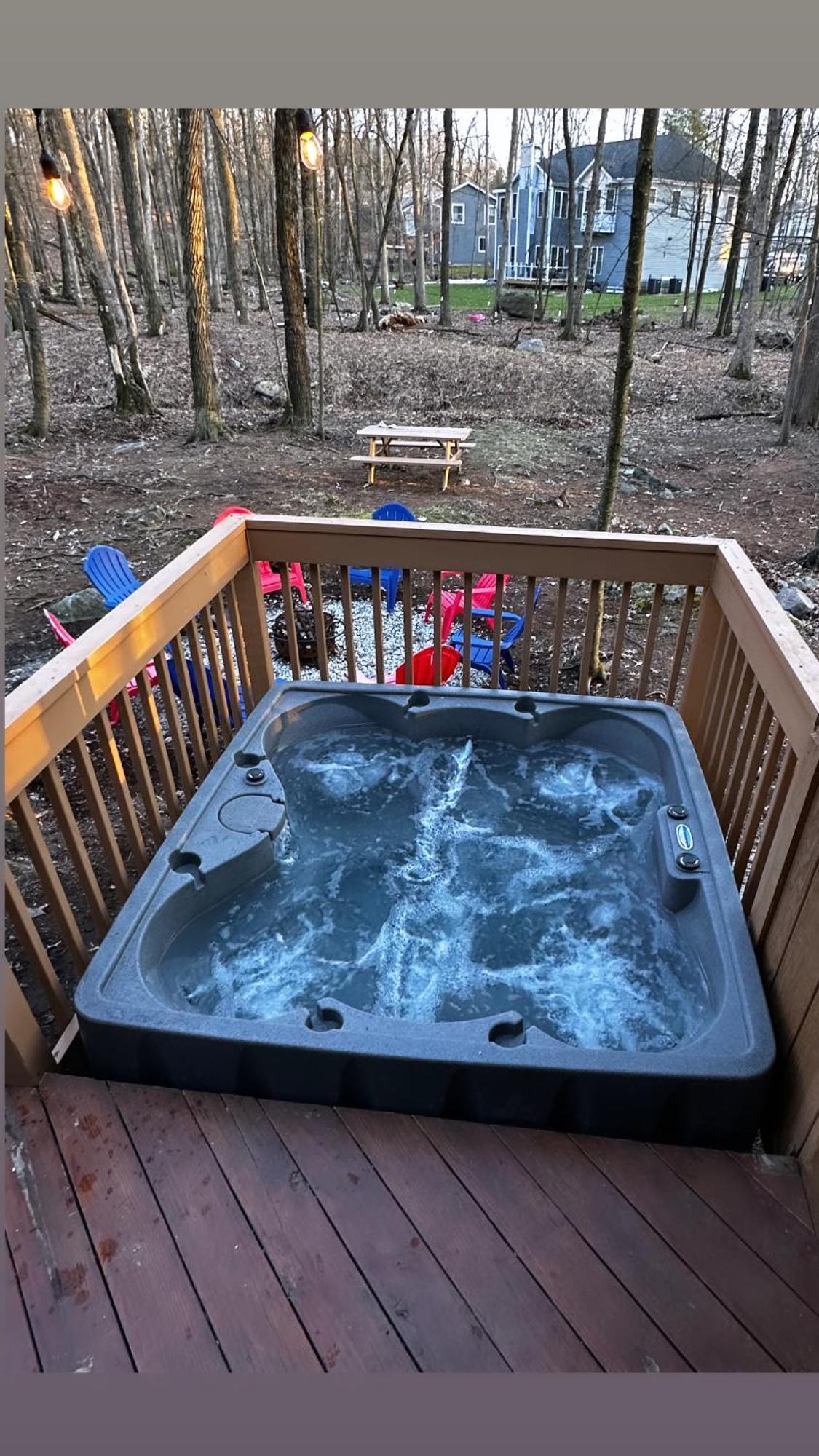 Cozy Cabin At Poconos With Hot Tub And Fire Pit East Stroudsburg Exterior photo